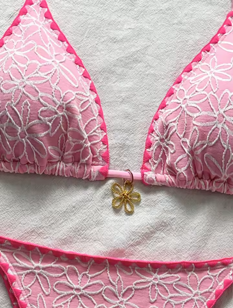 2025 Trend and Stylish Floral Patterned Textured Fabric Bikini Set